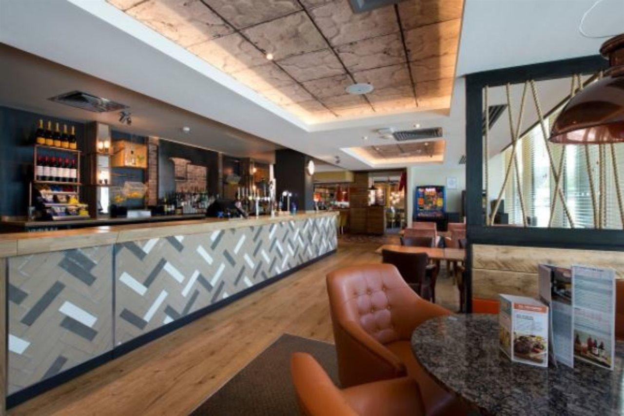 Premier Inn London Woolwich ภายนอก รูปภาพ