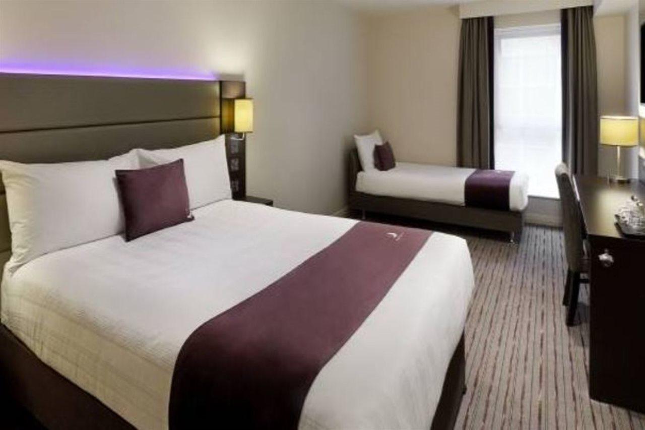 Premier Inn London Woolwich ภายนอก รูปภาพ